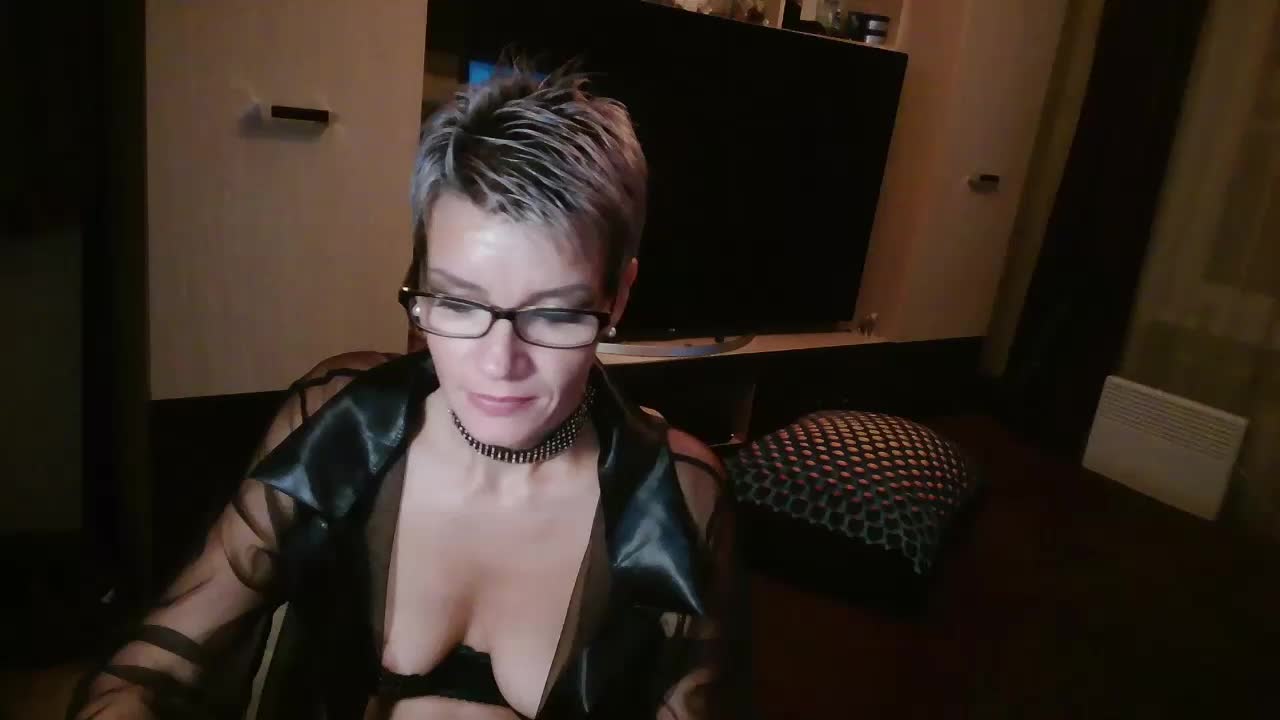 Alice69Sochi Cam Model Chat October 13, 2025