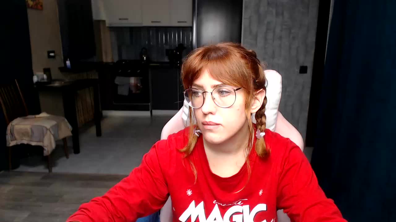 Regimasmile Cam Model Chat October 13, 2025