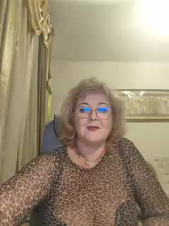 KarinkaSweet Cam Model Chat October 13, 2025