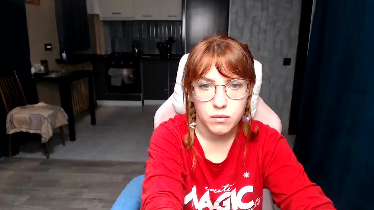 Regimasmile Cam Model Chat October 13, 2025