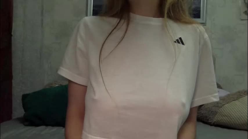 langoria Cam Model Chat October 13, 2025