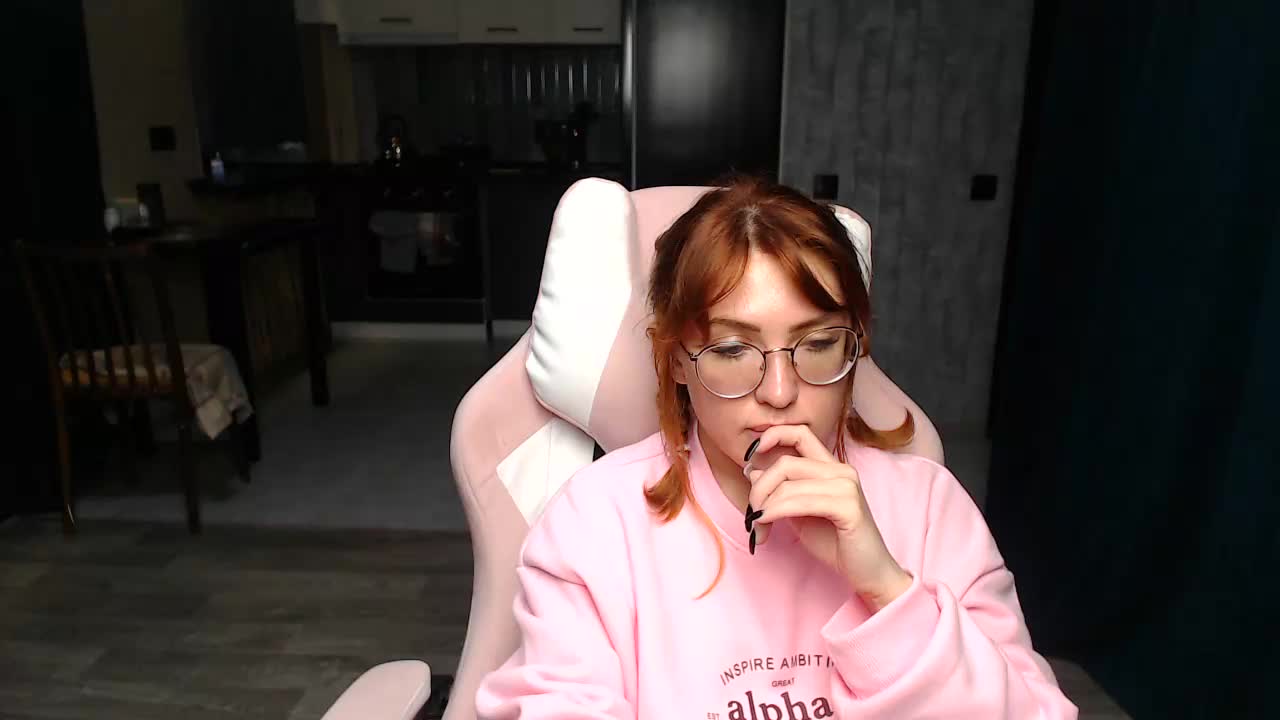 Regimasmile Cam Model Chat October 13, 2025