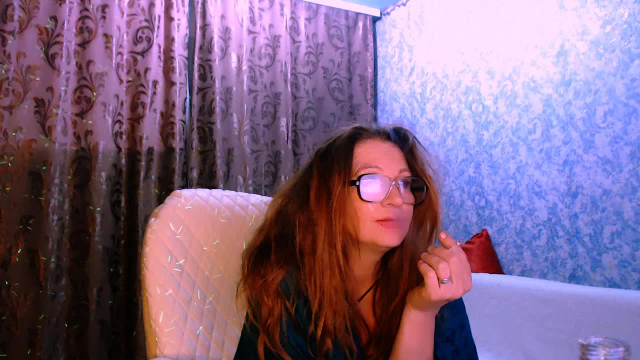 1CrazyPussy Cam Model Chat October 13, 2025