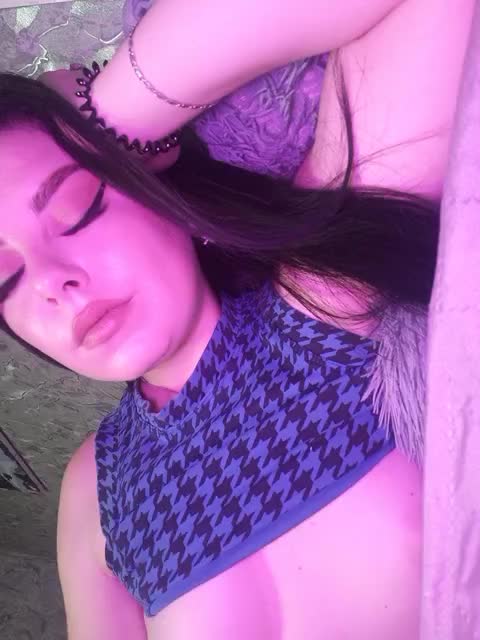 Nata17-1 Cam Model Chat October 13, 2025