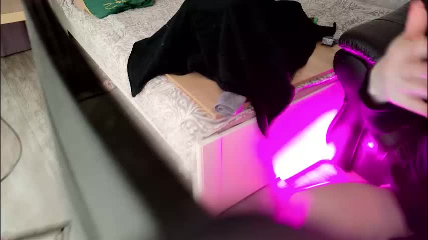 lavenasweet Cam Model Chat October 13, 2025