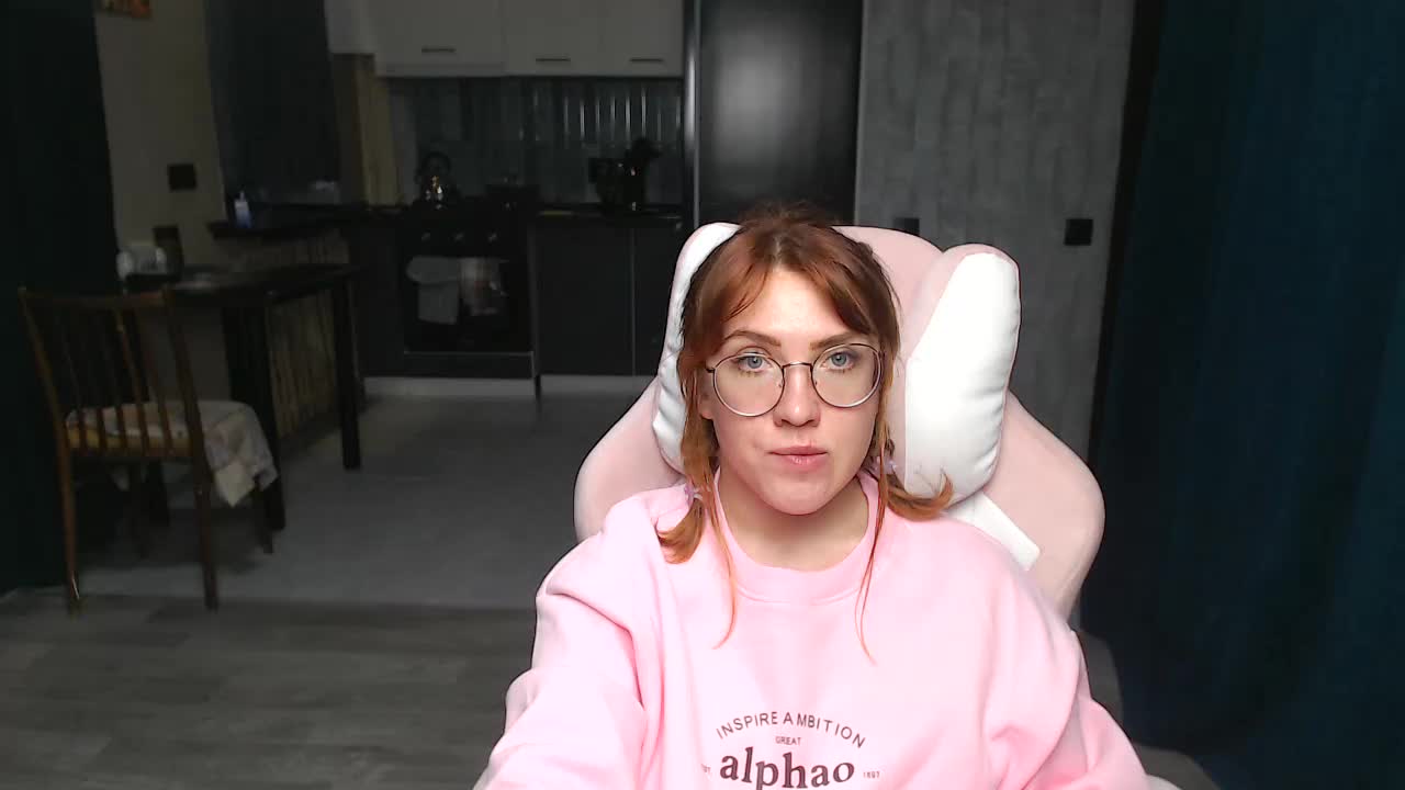 Regimasmile Cam Model Chat October 13, 2025