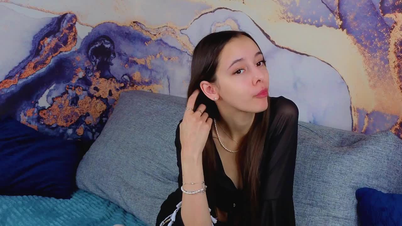 vikakismee Cam Model Chat October 13, 2025