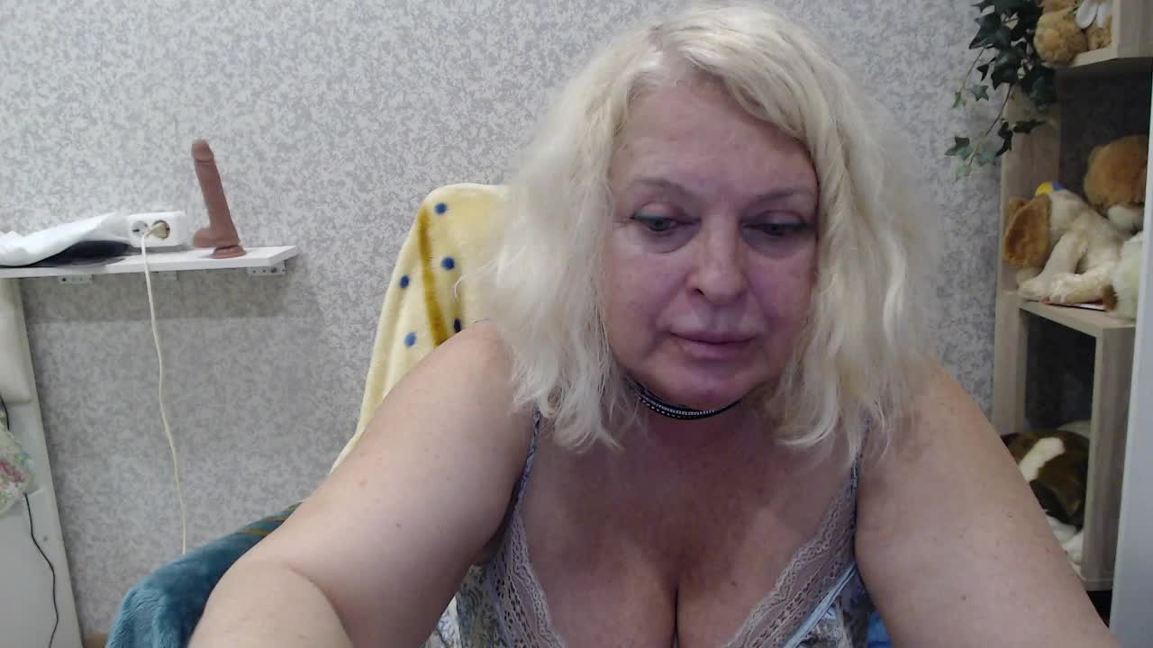 Alek-Sandra Cam Model Chat October 13, 2025