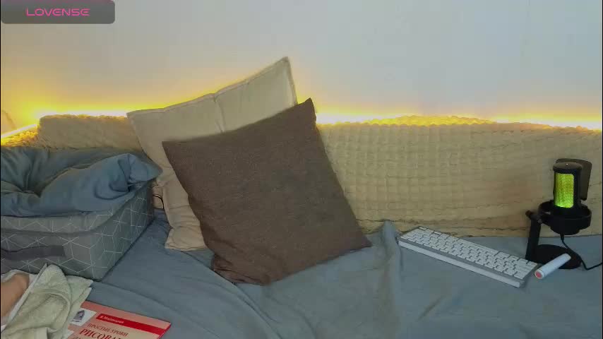 emilytrays Cam Model Chat October 13, 2025