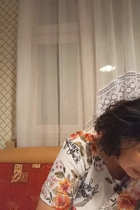 VeneraNorth Cam Model Chat October 13, 2025