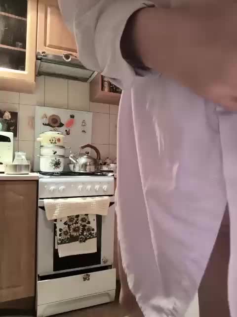 caroliiine Cam Model Chat October 13, 2025