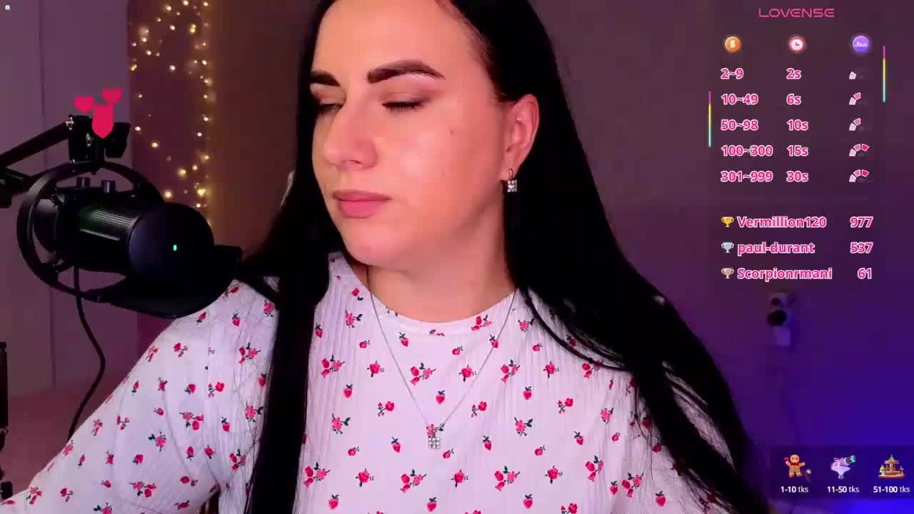 YURIEVNA13 Cam Model Chat October 13, 2025