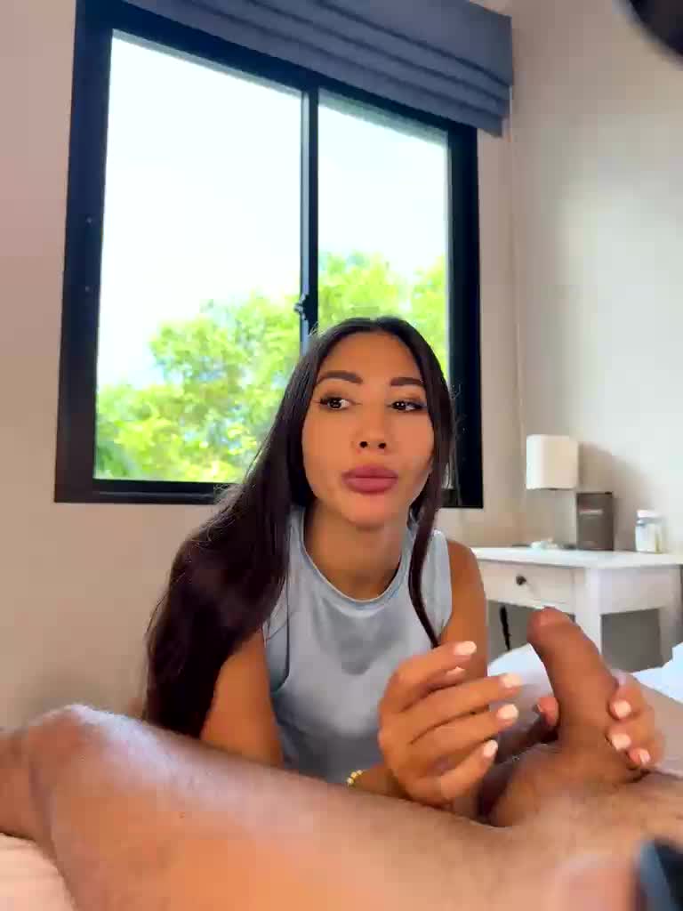 lean-lie Cam Model Chat October 13, 2025