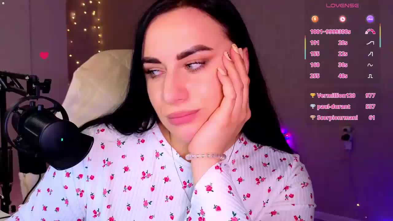 YURIEVNA13 Cam Model Chat October 13, 2025