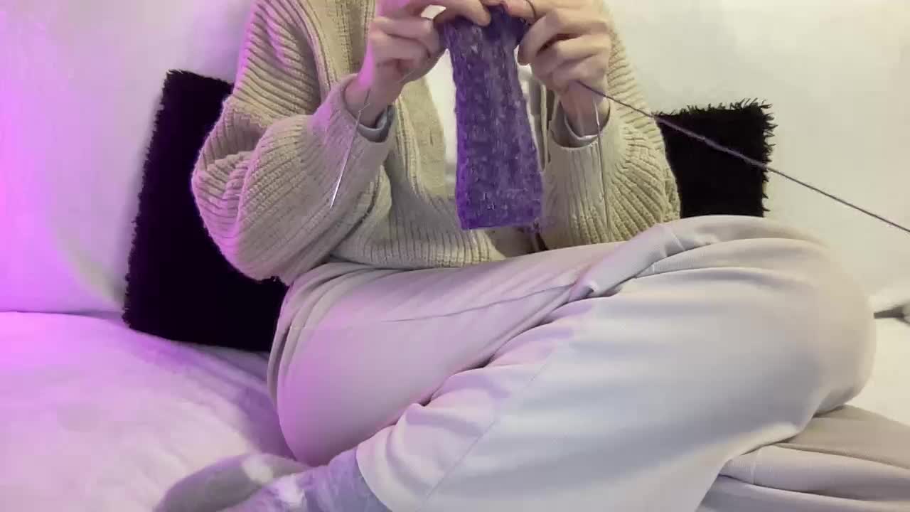 BestyBoobs Cam Model Chat October 13, 2025