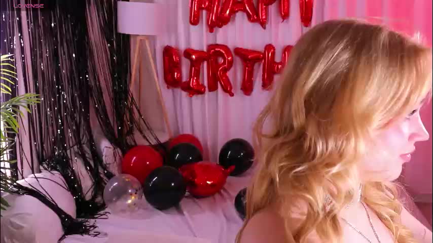 sexy_blonde_doll Cam Model Chat October 13, 2025