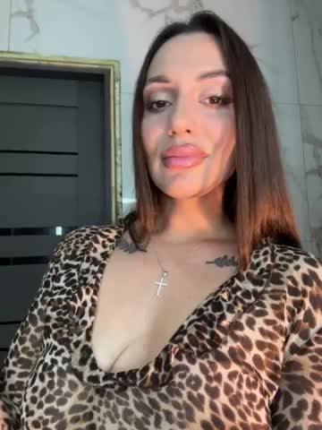 Kristaly Cam Model Chat October 13, 2025