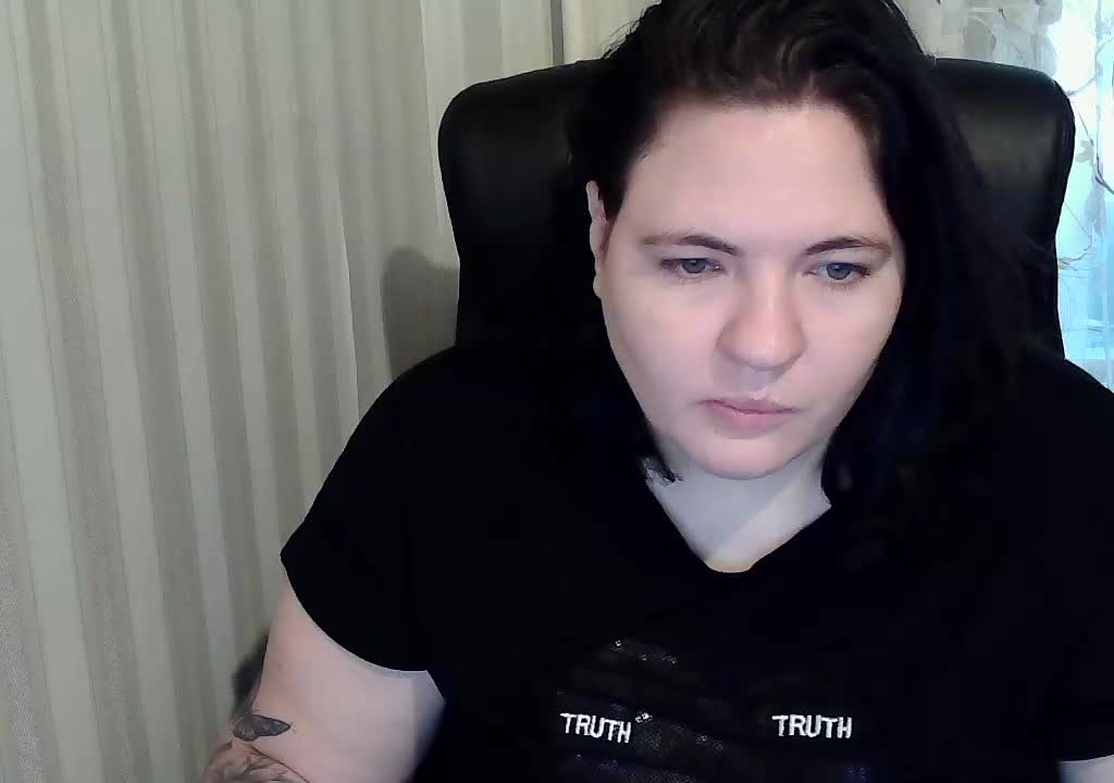 XLisaBlueX Cam Model Chat October 13, 2025