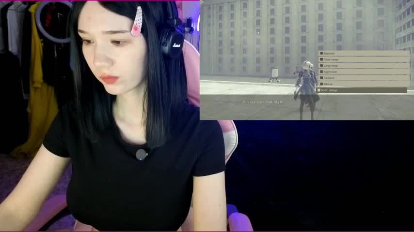 Maya_Viola Cam Model Chat October 13, 2025