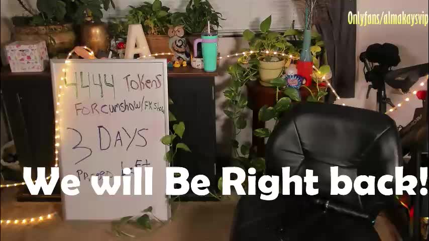 almakay01 Cam Model Chat October 13, 2025