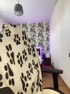 MilaLav Cam Model Chat October 13, 2025