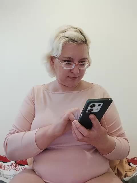 Vika211 Cam Model Chat October 13, 2025