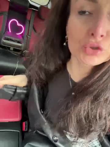 _FuckMeNow_ Cam Model Chat October 13, 2025