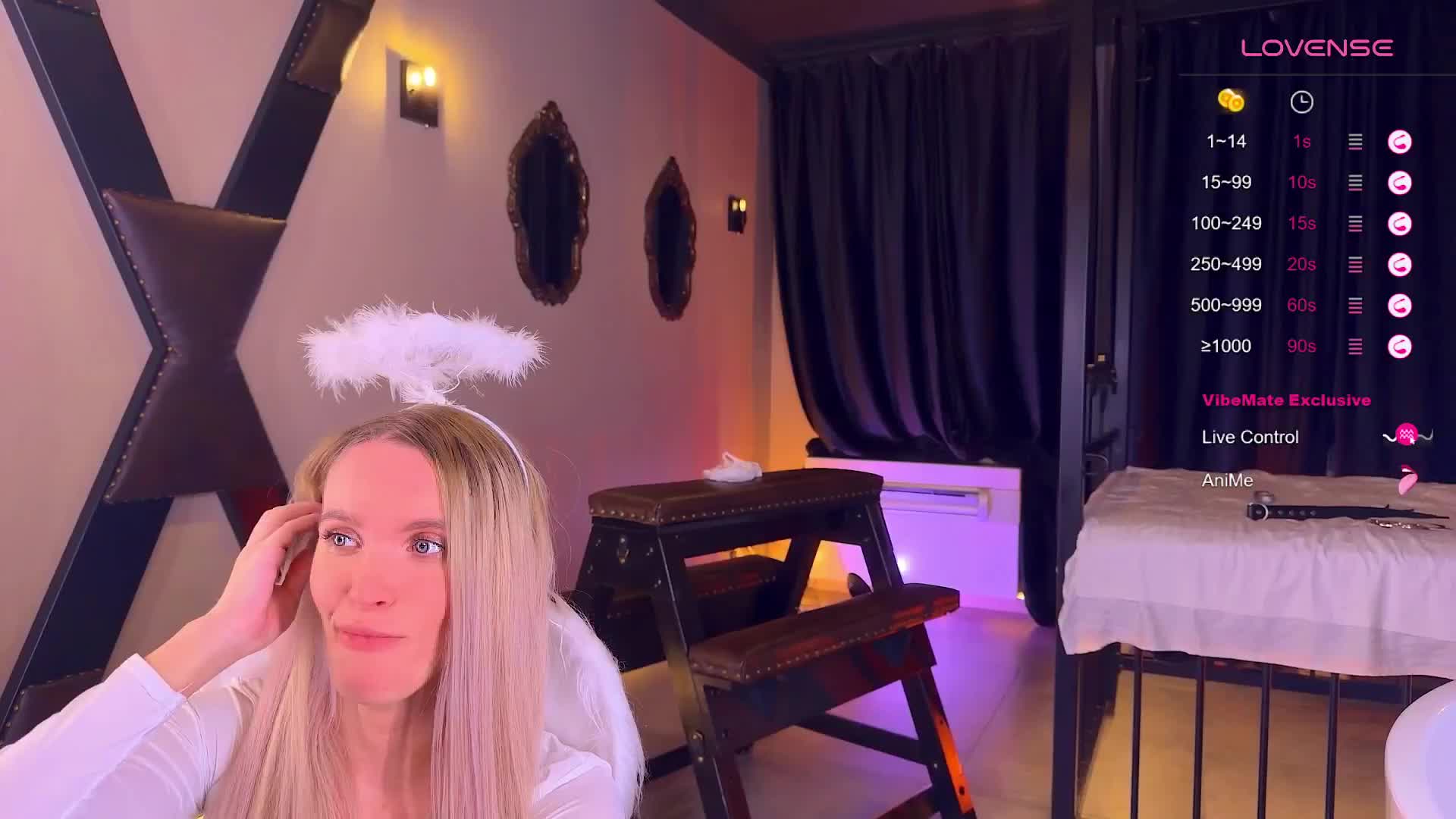 BlushMikki Cam Model Chat October 13, 2025