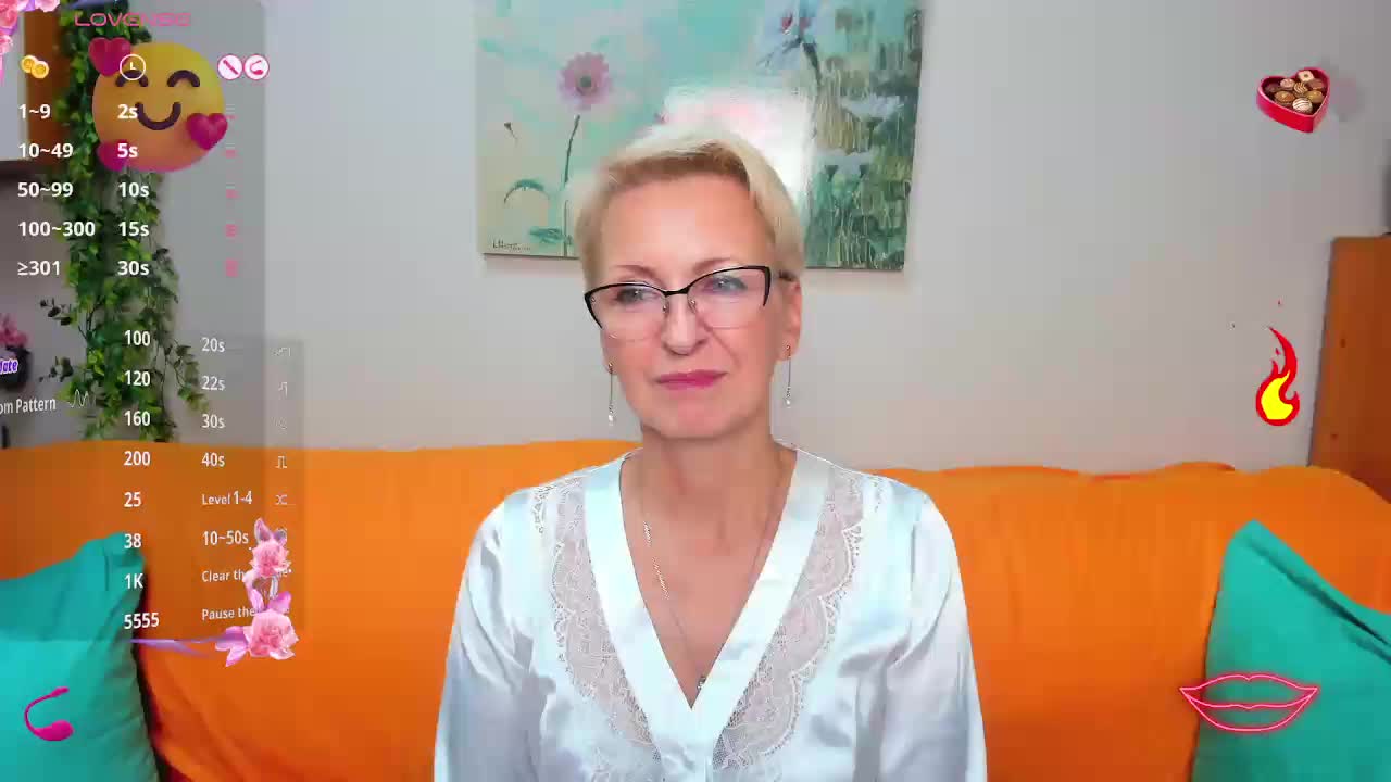 iamyourdream89 Cam Model Chat October 13, 2025