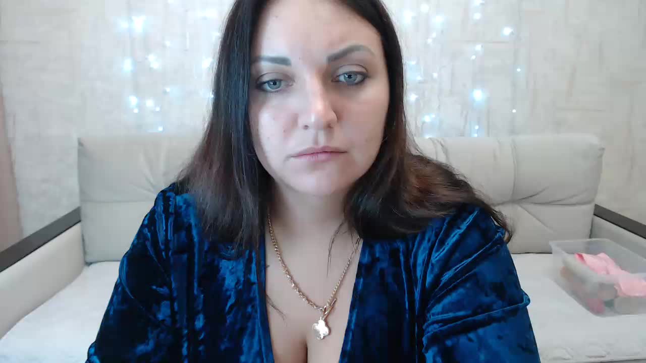 JenniferTheChic Cam Model Chat October 13, 2025