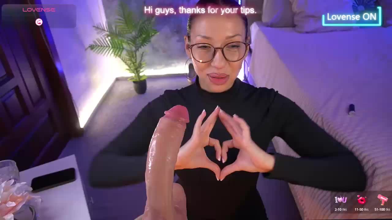 WildLora Cam Model Chat October 13, 2025