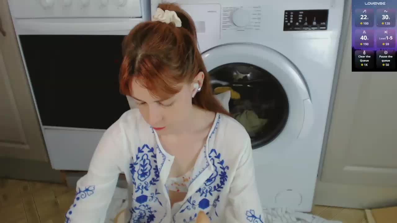 LiluBarbarian Cam Model Chat October 14, 2025