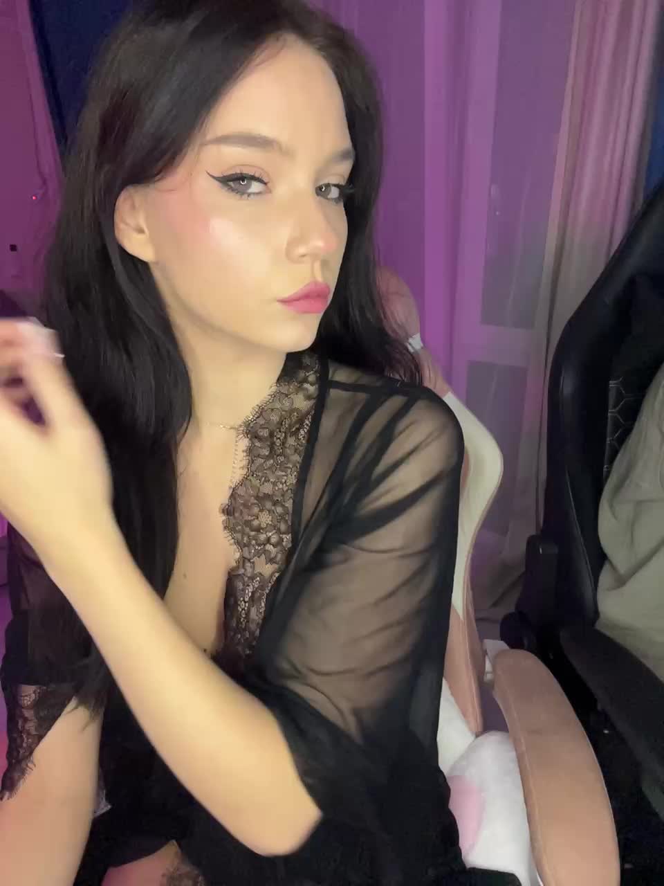 -Violetta- Cam Model Chat October 14, 2025