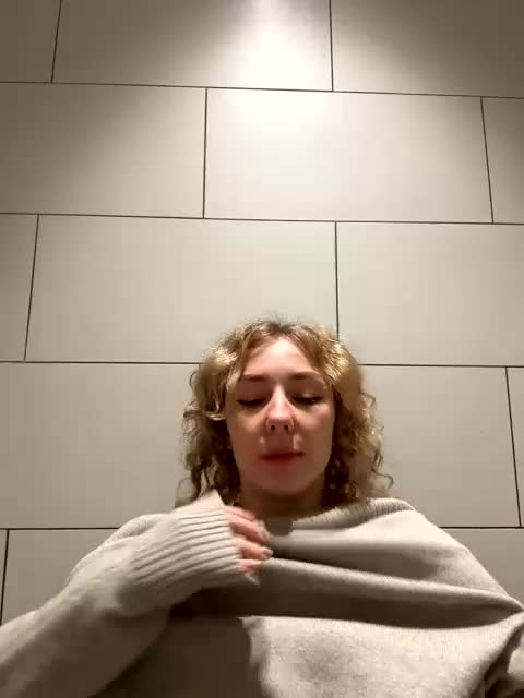 CHERRY-LADY- Cam Model Chat October 14, 2025