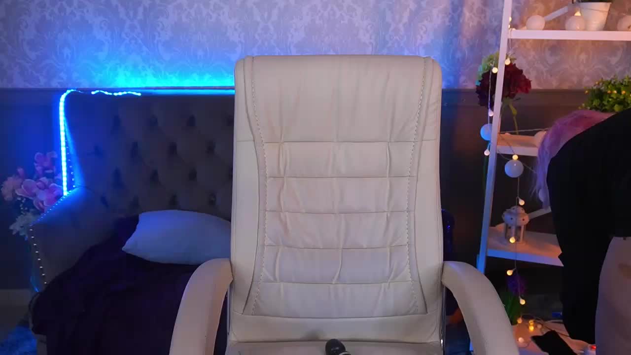 CoolTatis Cam Model Chat October 14, 2025