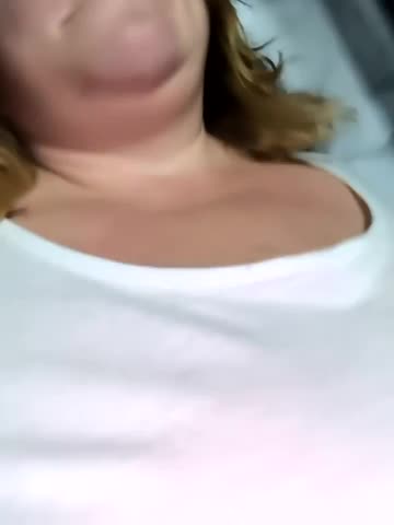 jusichka Cam Model Chat October 14, 2025