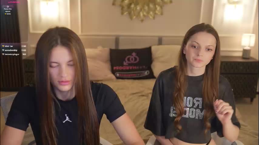 kira0541 Cam Model Chat October 14, 2025