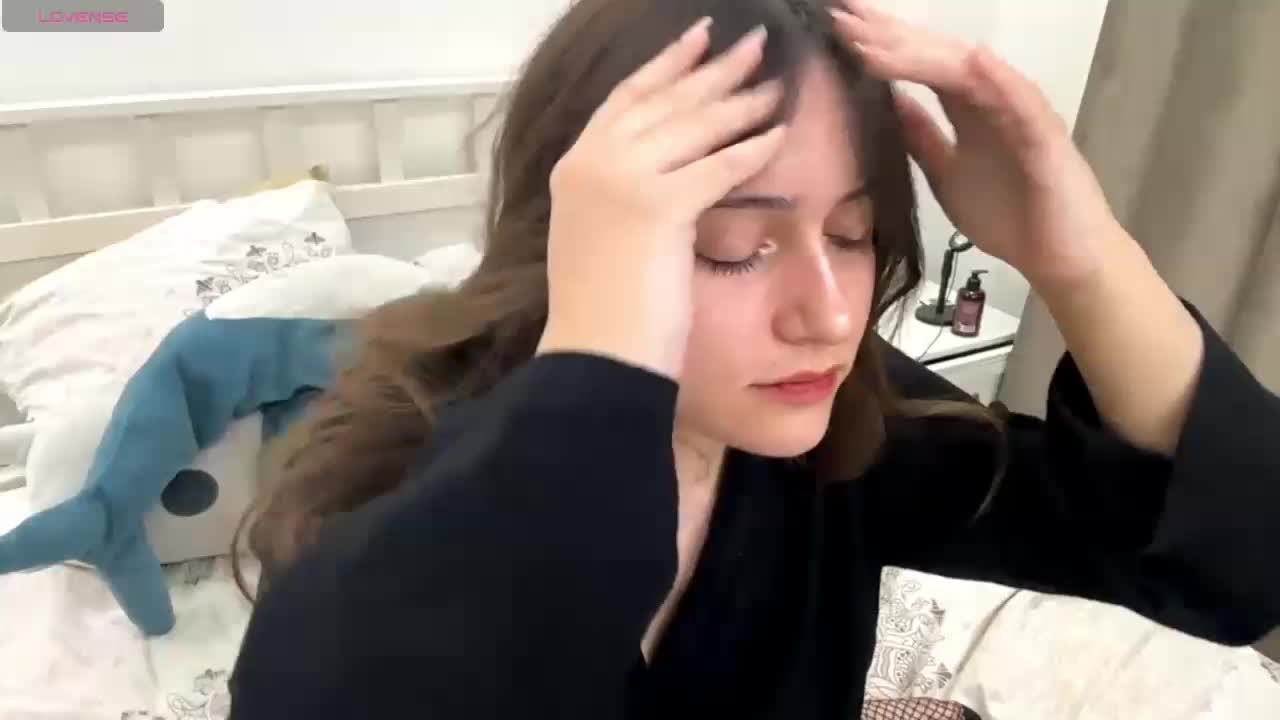 BushiHugs Cam Model Chat October 14, 2025