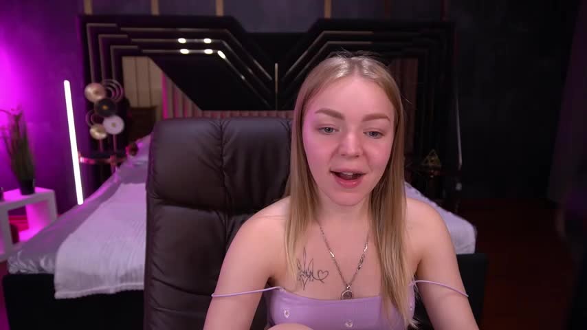 EmilySunshineS Cam Model Chat October 14, 2025
