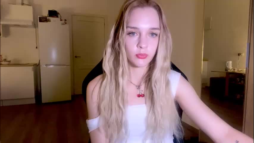 sailormoon666_ Cam Model Chat October 14, 2025