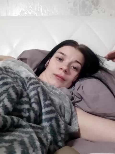 Luna29a Cam Model Chat October 14, 2025