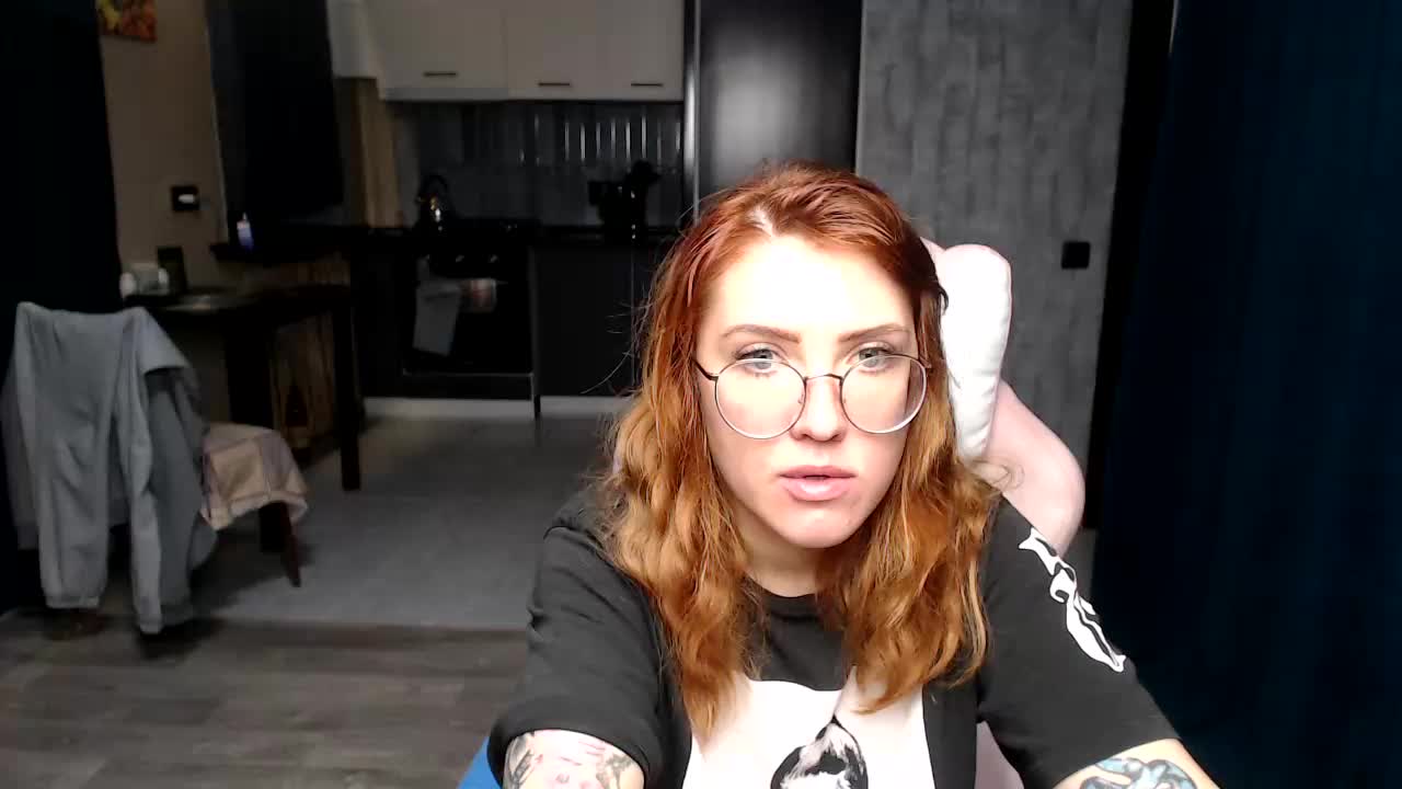 Regimasmile Cam Model Chat October 14, 2025