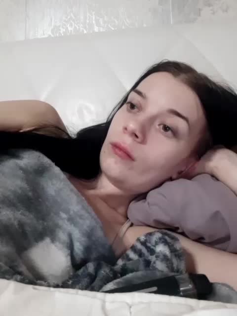 Luna29a Cam Model Chat October 14, 2025