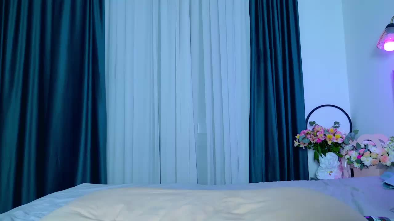 Brenda-M00n Cam Model Chat October 14, 2025