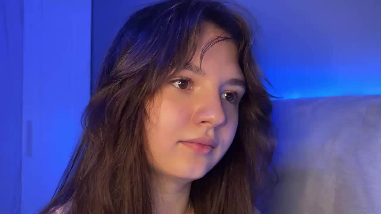 AlisaRichGold Cam Model Chat October 14, 2025