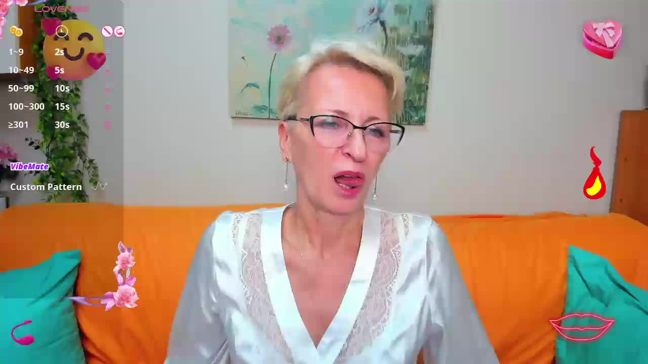 iamyourdream89 Cam Model Chat October 14, 2025