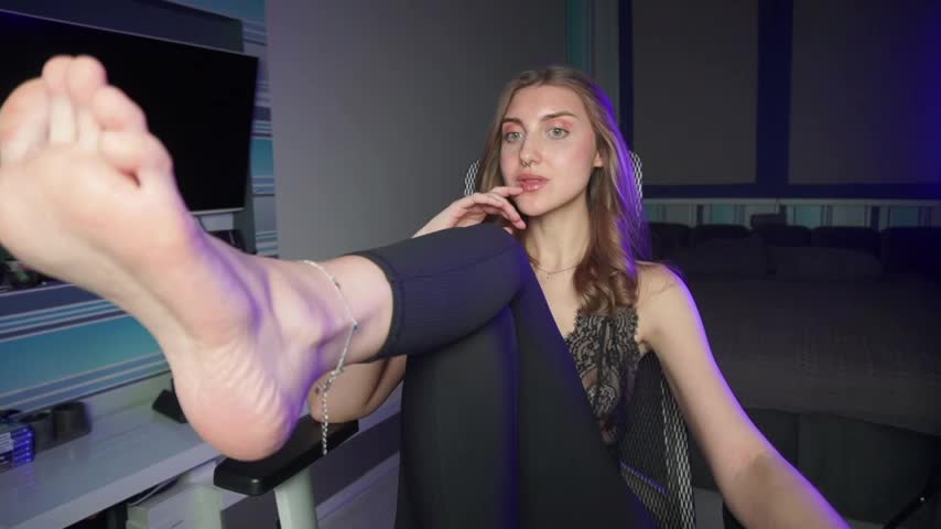 CassiaBlade1 Cam Model Chat October 14, 2025