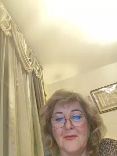 KarinkaSweet Cam Model Chat October 14, 2025