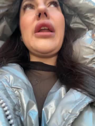 AleksandraRich Cam Model Chat October 14, 2025