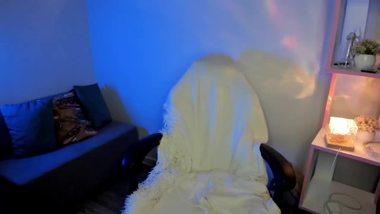 Mary-Xextra Cam Model Chat October 14, 2025